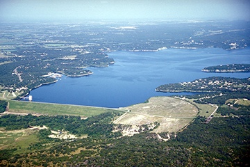 View of lake in Killeen