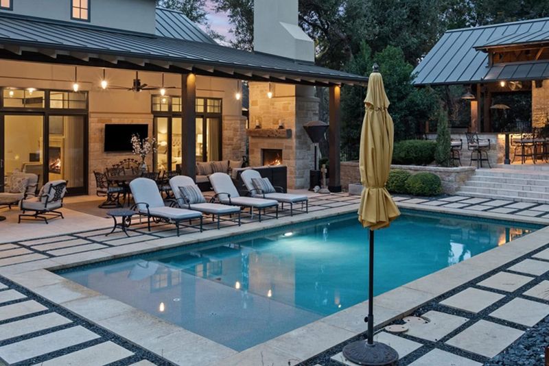 pool-800x534